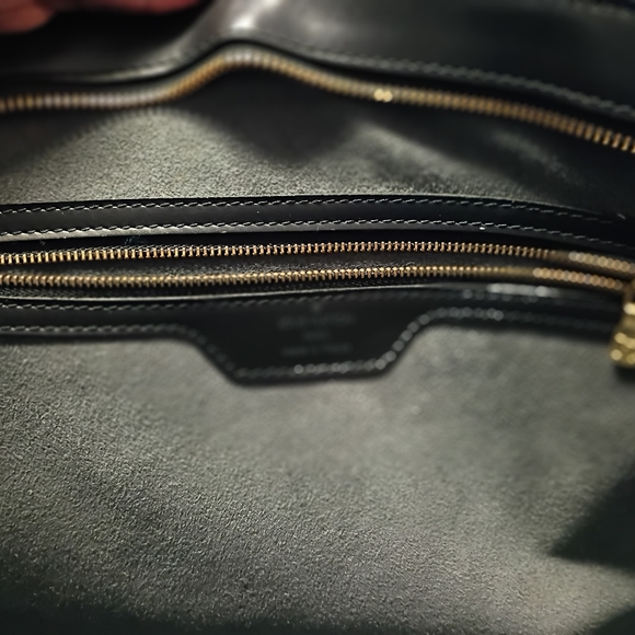 Authentic Louis Vuitton Saint Jacques GM – Black Epi Leather - Picture 7 of 9